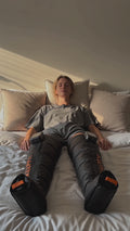 Bottes de pressothérapie sans fil iKeepFit — 5 chambres, 5 modes, 60 à 195 mmHg, batterie 4400 mAh — Halo Labs
